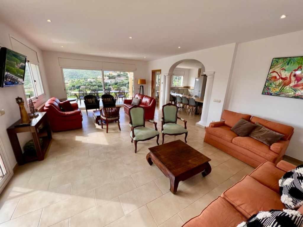 Casa Mas Ambros Con Piscina Desbordante Villa Calonge  Bagian luar foto